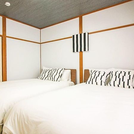 Osaka Box House Lägenhet Exteriör bild