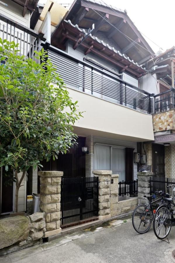 Osaka Box House Lägenhet Exteriör bild