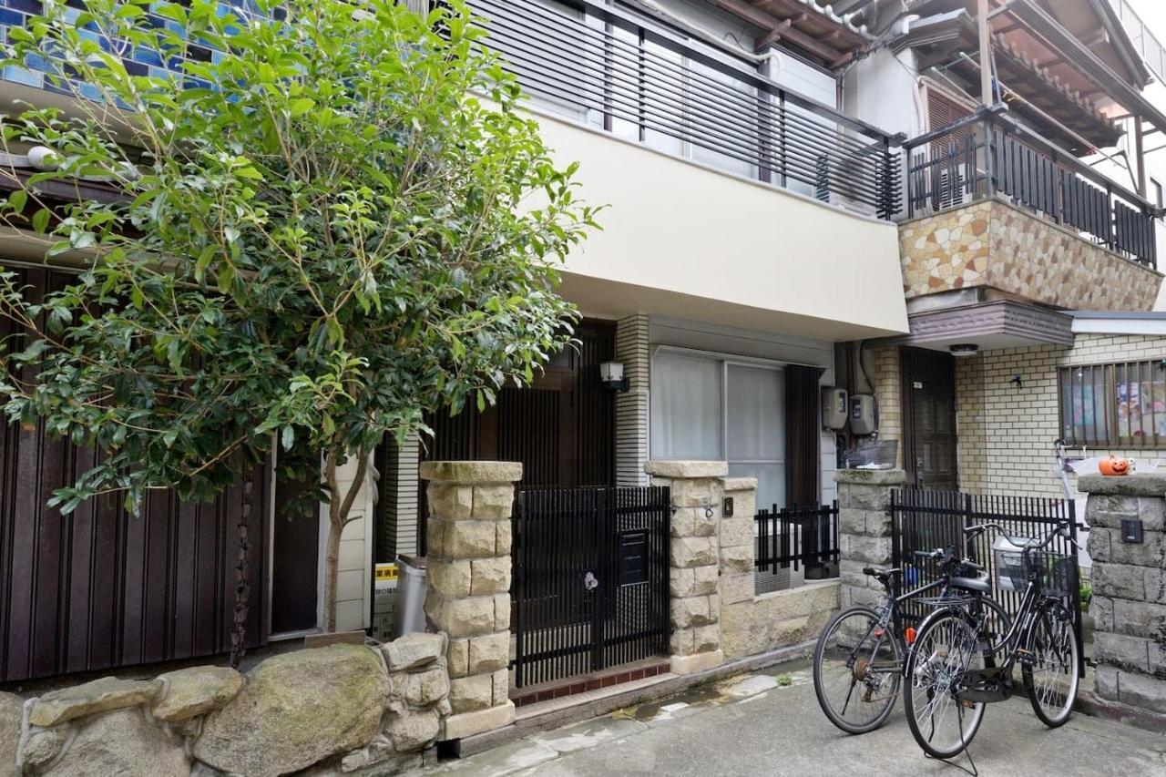 Osaka Box House Lägenhet Exteriör bild